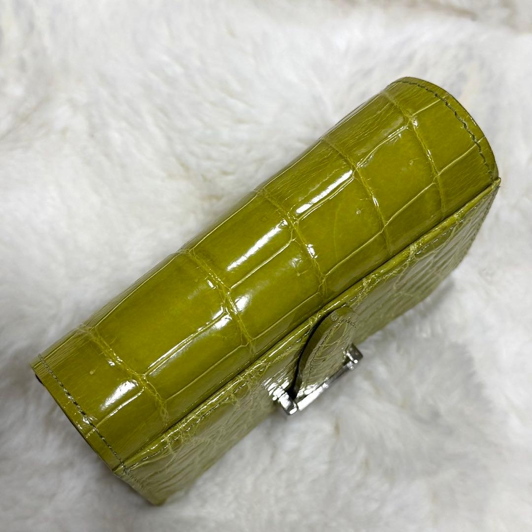 リアルクロコダイル革 シャイニング ライトグリーン H金具折り財布 鰐革 ワニ