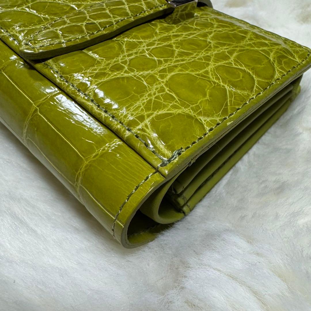 リアルクロコダイル革 シャイニング ライトグリーン H金具折り財布 鰐革 ワニ