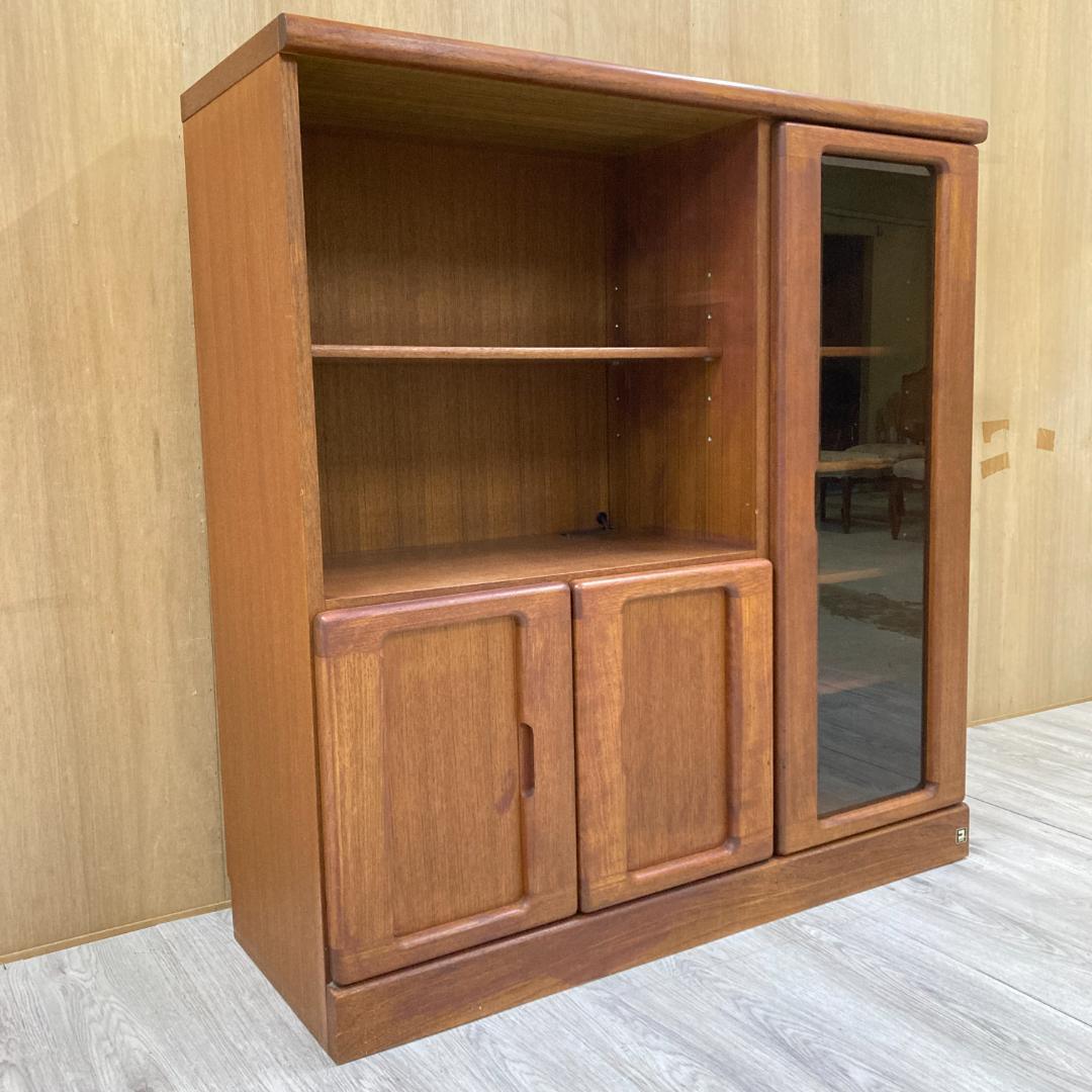 コスガ　キャビネット　リビングボード