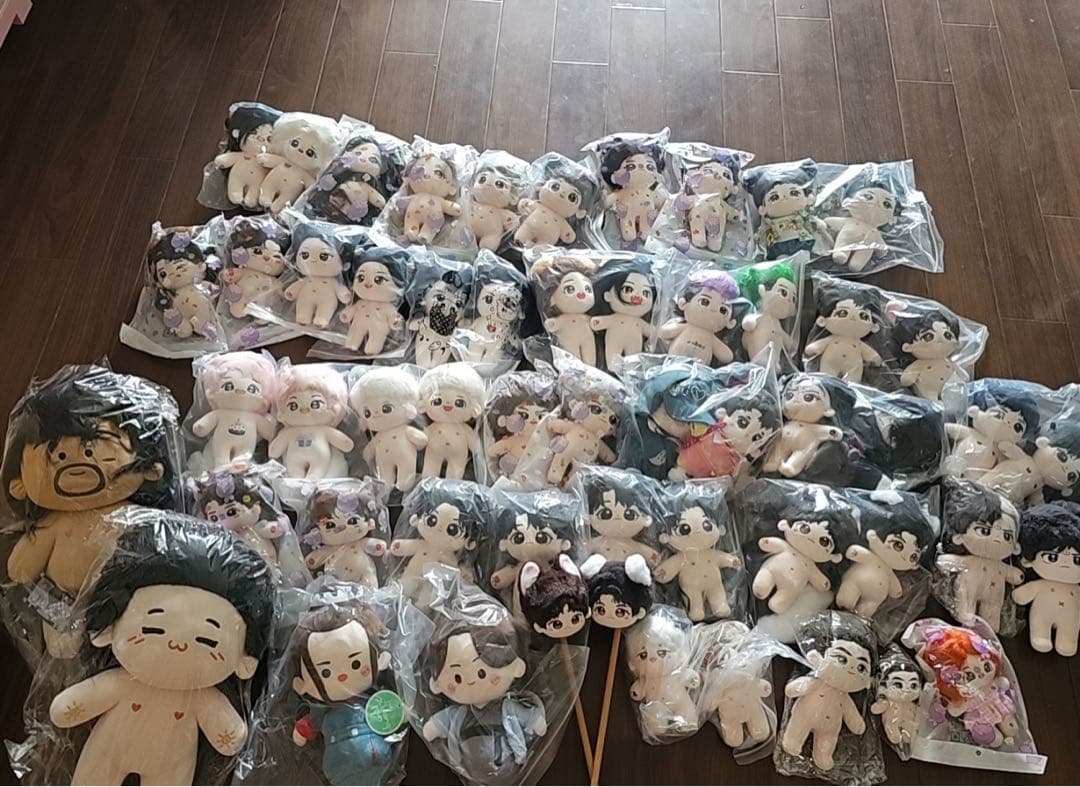 山河令ぬいぐるみ　龚俊张哲瀚栀子花　ぬいぐるみ