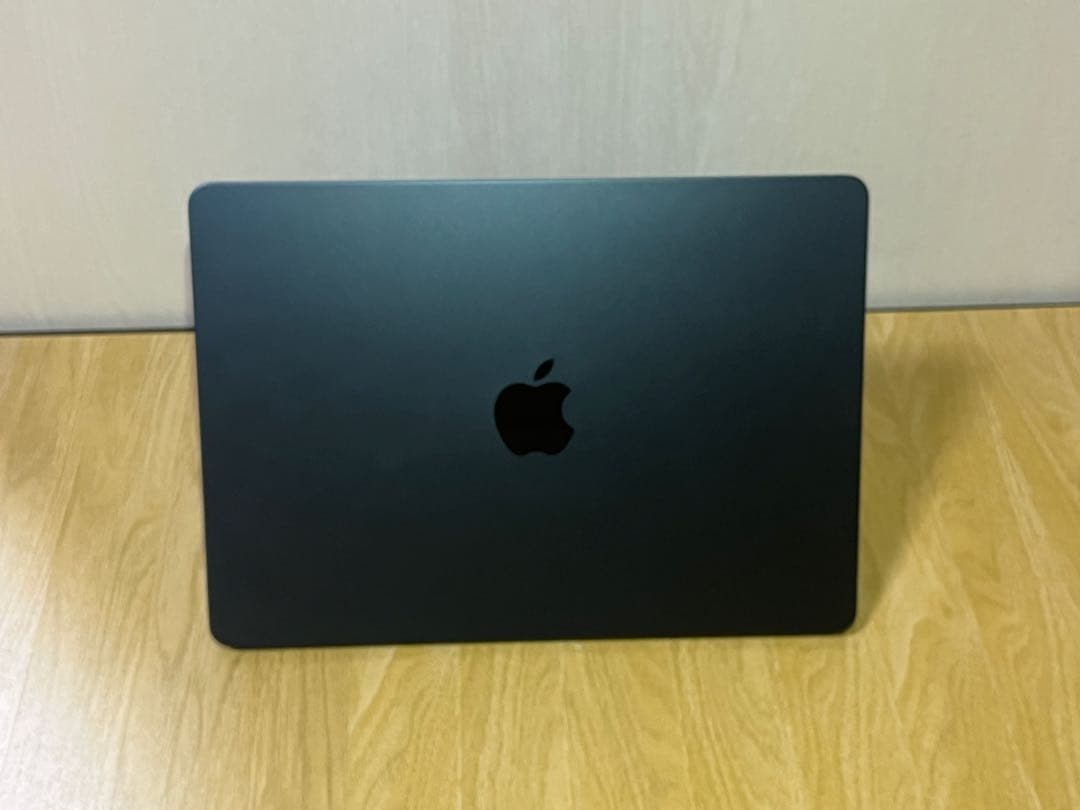 MacBook Air M2 13.6インチ ミッドナイト 256GB 8GB