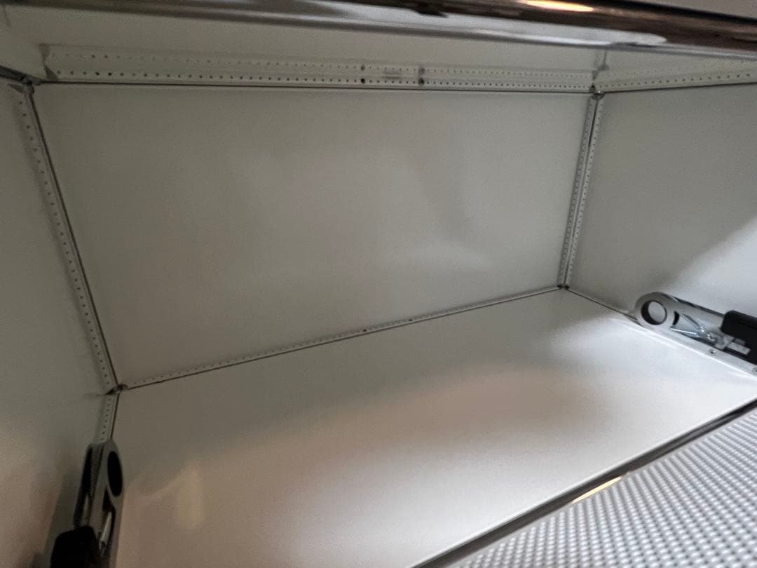 【定価48万→ 本日限32%オフ】USM キャビネット4段(3段目内部2段)