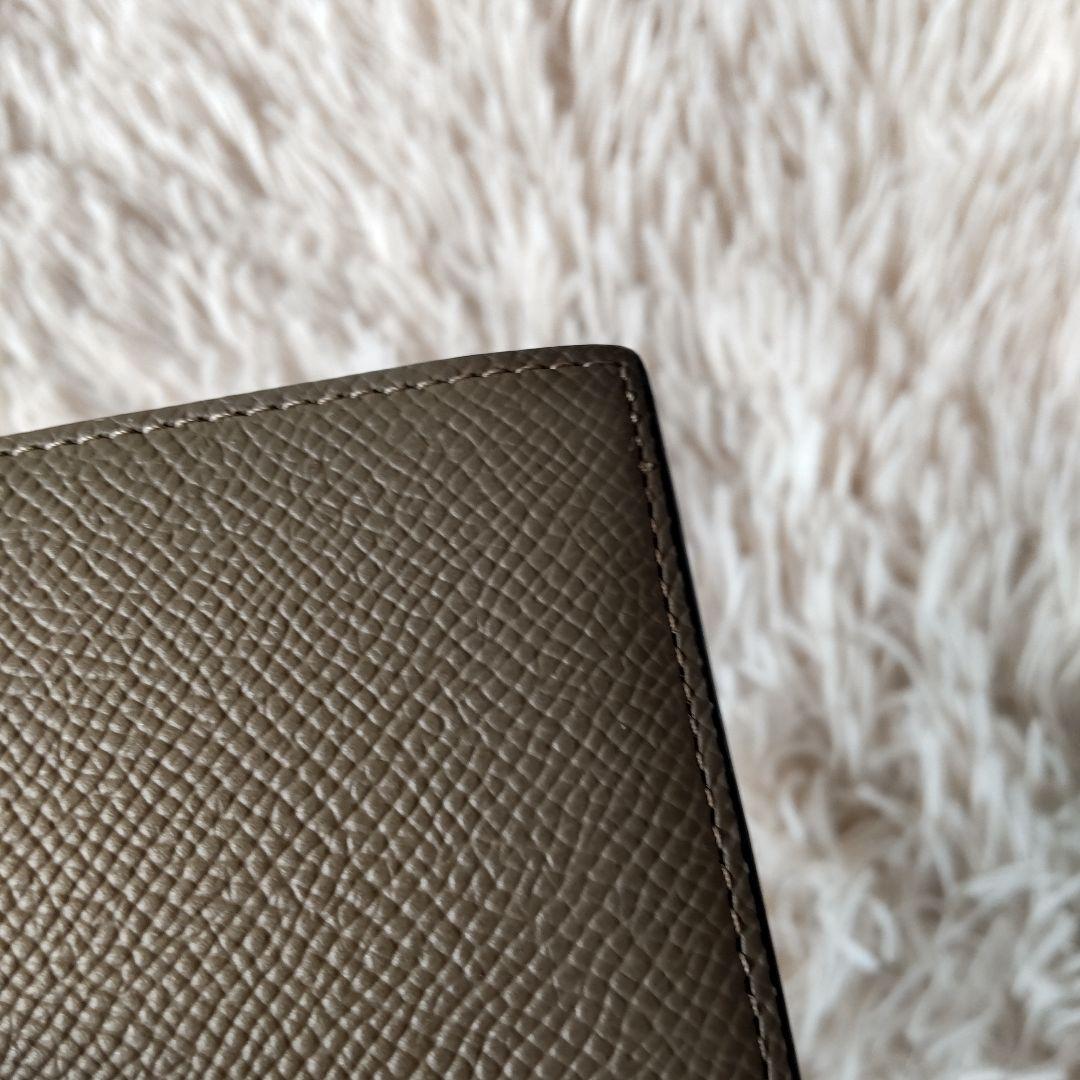 超美品✨ボナベンチュラ 2つ折り財布 エトープ ケース