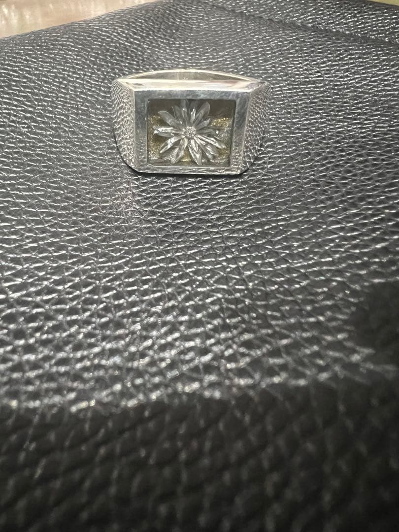 アクセサリー XOLO JEWELRY / Signet Ring with Flower