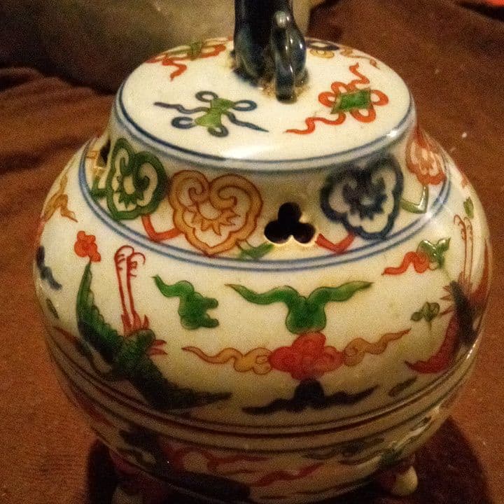 中国陶磁器　明朝万歴　香炉