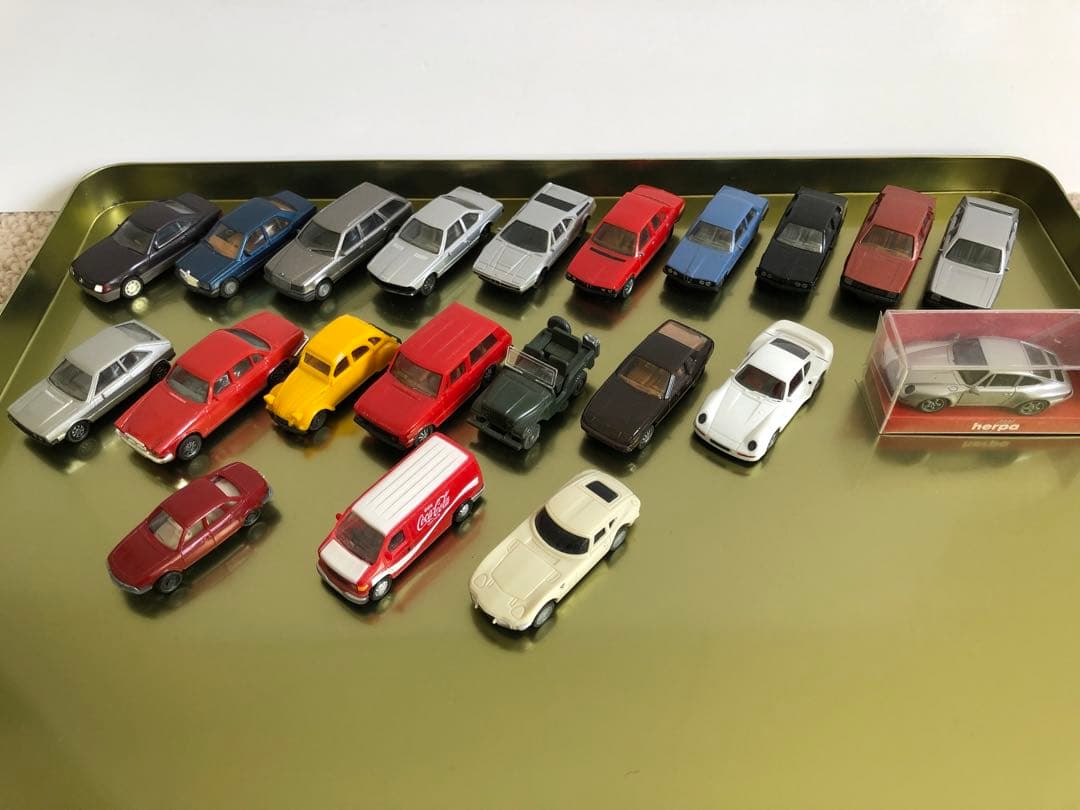 ミニカー　WIKING商用車 17台+乗用車 37台helpa 他 21台