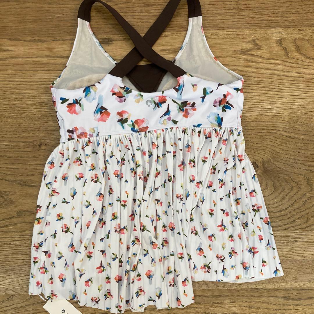 花苺さま専用です　SUKALA ローズプリントプリーツタンクトップ