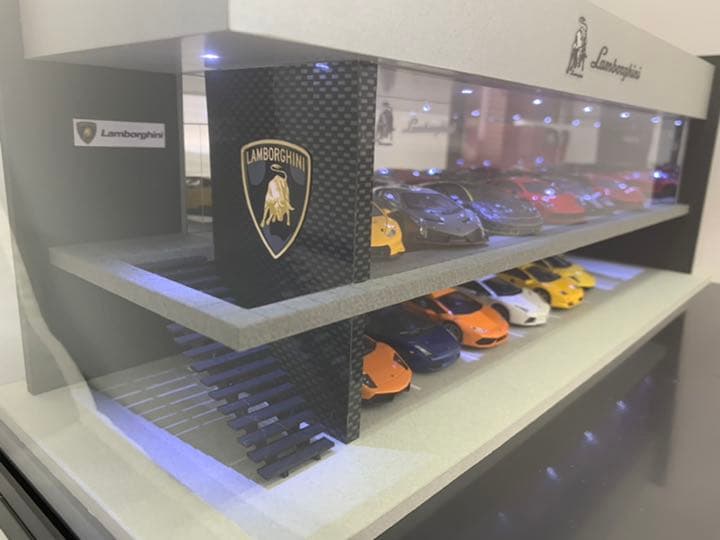 京商　ランボルギーニ12台とショールームセット