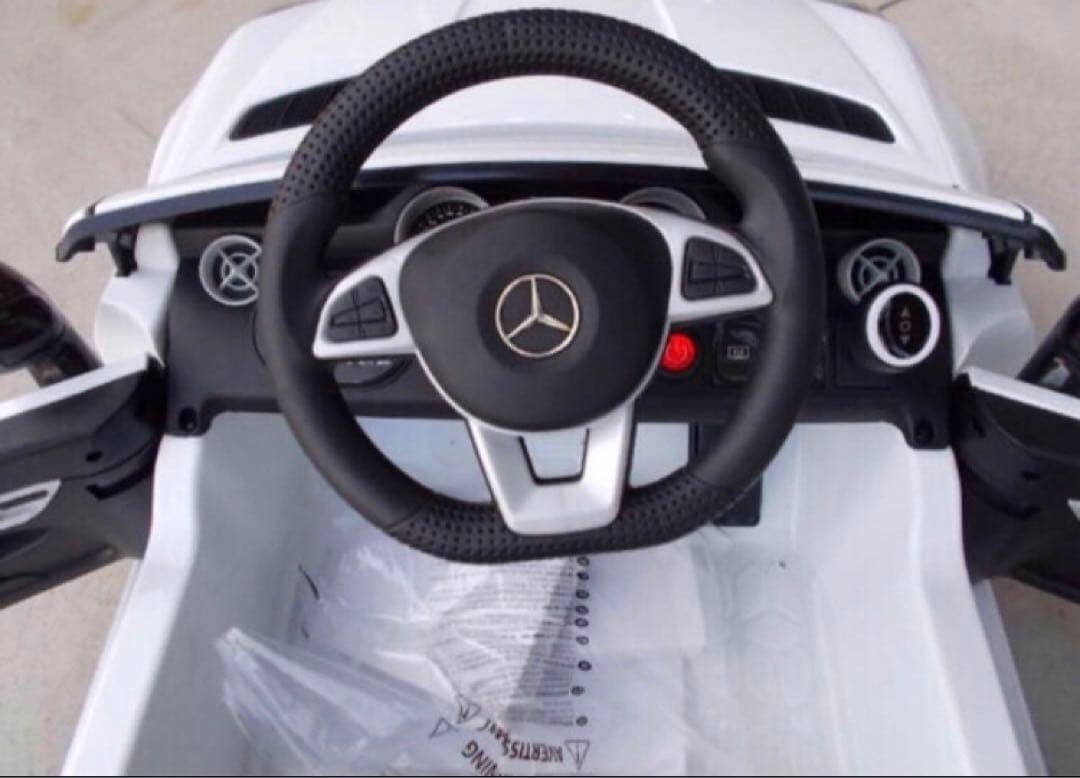 乗用ラジコン　ベンツ　SLC　白　完成車