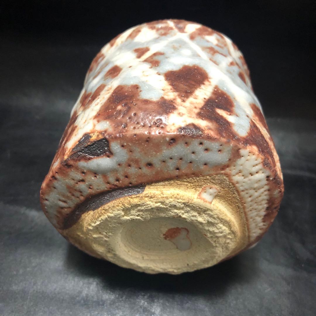 究極の美◼️蔵から釉薬と紋様が凄まじい凄い雰囲気のある抹茶茶碗が出て来た