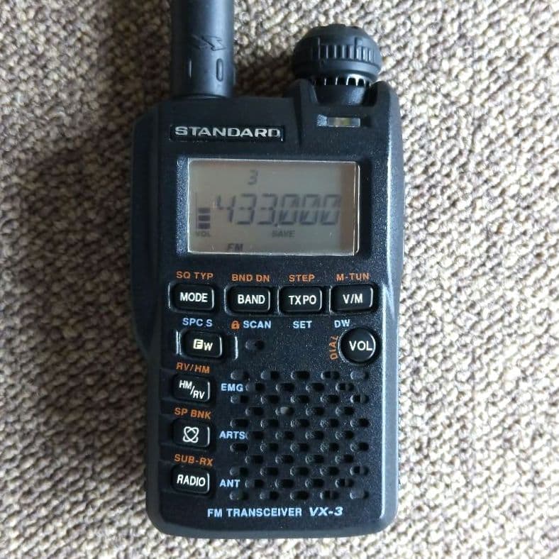 STANDARD VX-3 144/430MHz トランシーバー