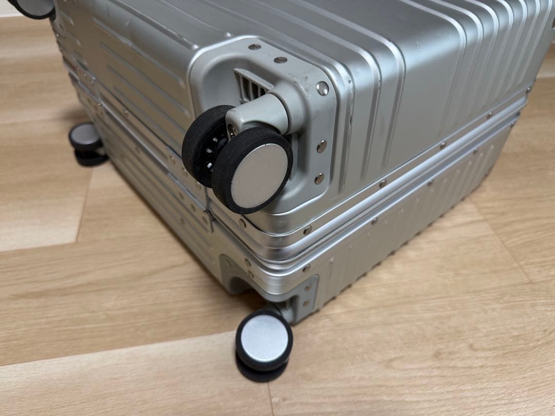 【innovator】 アルミスーツケース 横型 42L （INV1611）