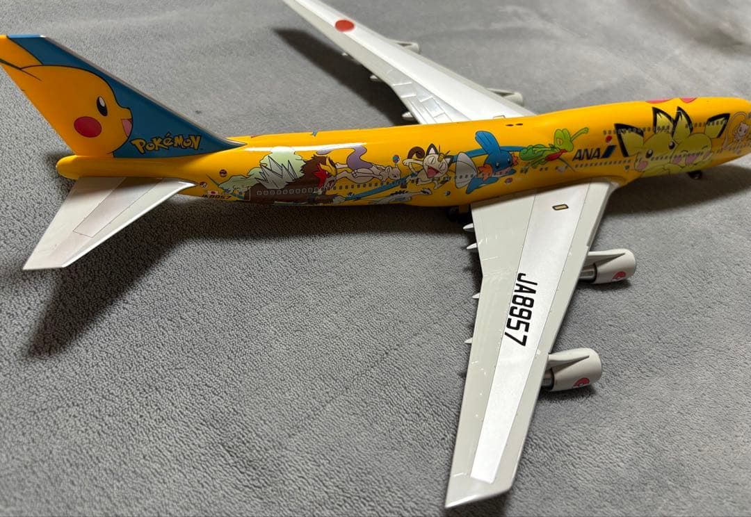 即日発送　全日空商事 1/200 ANA B747-400D ピカチュウジャンボ