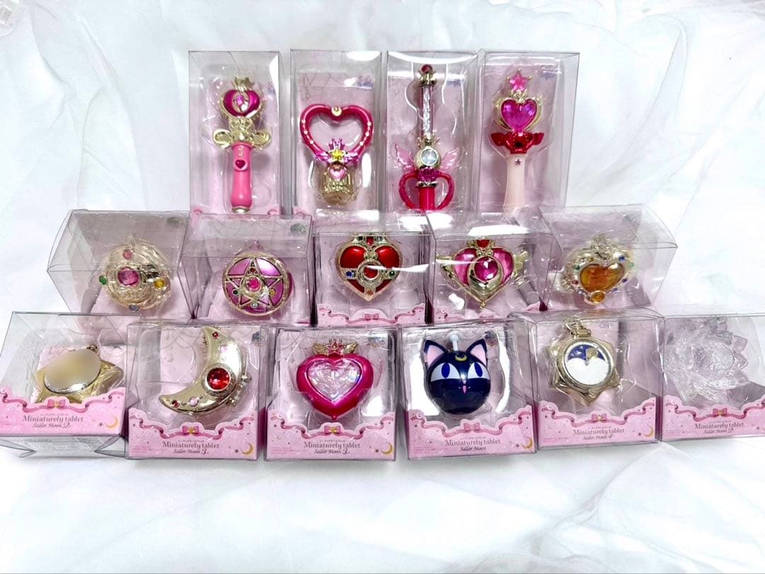 【新品未使用】セーラームーン　ミニチュアリータブレット　17個