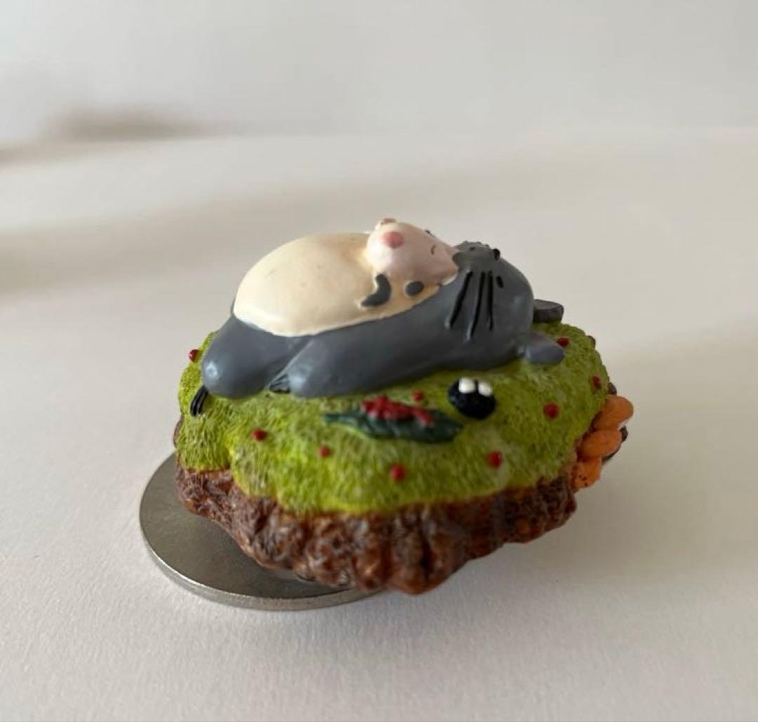 となりのトトロ　オルゴール　ブローチ　スタジオジブリ