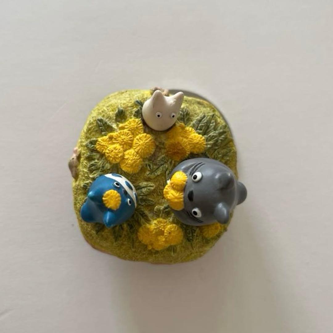 となりのトトロ　オルゴール　ブローチ　スタジオジブリ