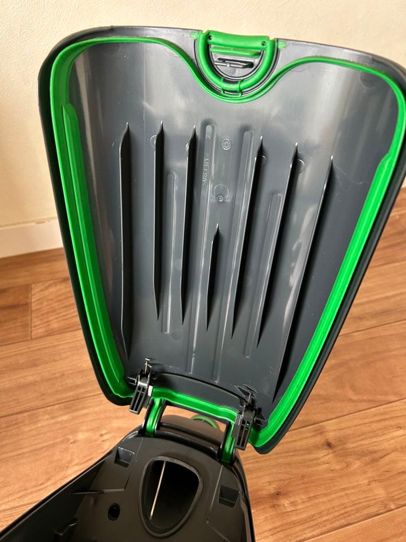 Kobold VK200 掃除機 本体　付属品