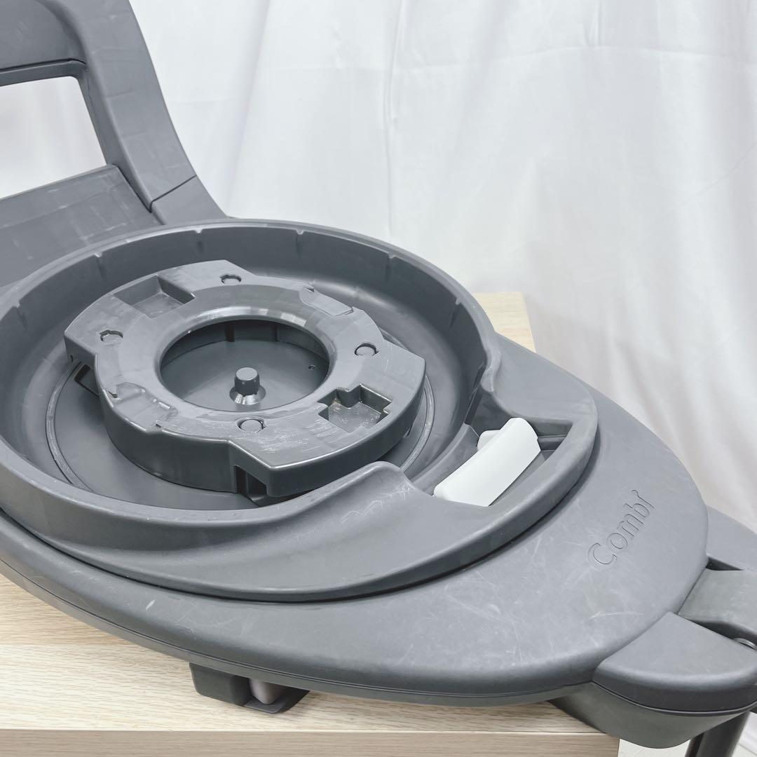 【美品】コンビ　The S 乗せ替え用　チャイルドシート　のせかえベース