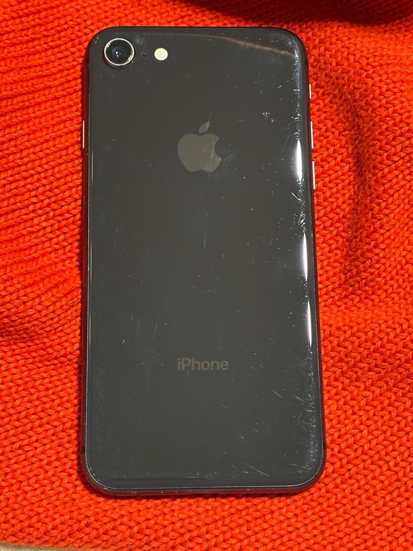 iPhone 8 ブラック　64GB SIMフリー