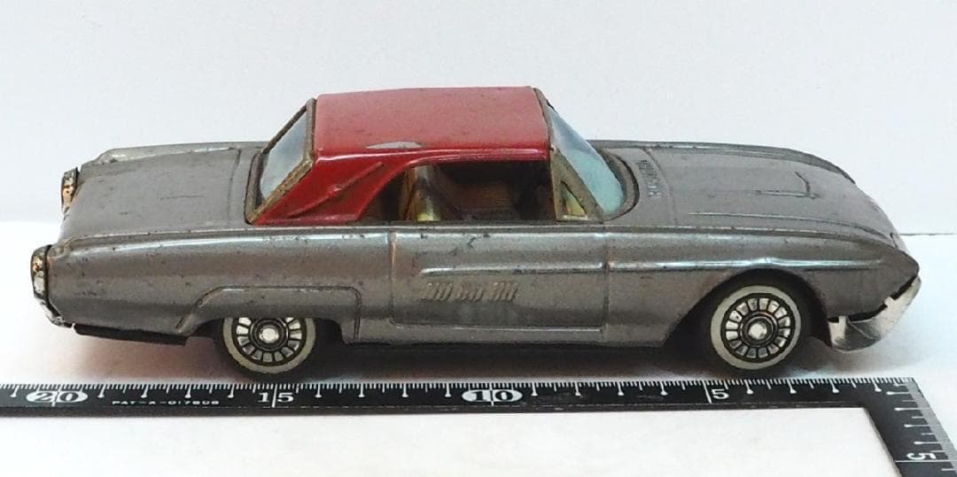 萬代屋【3代目フォード サンダーバード グレー】ブリキtin toy car箱無