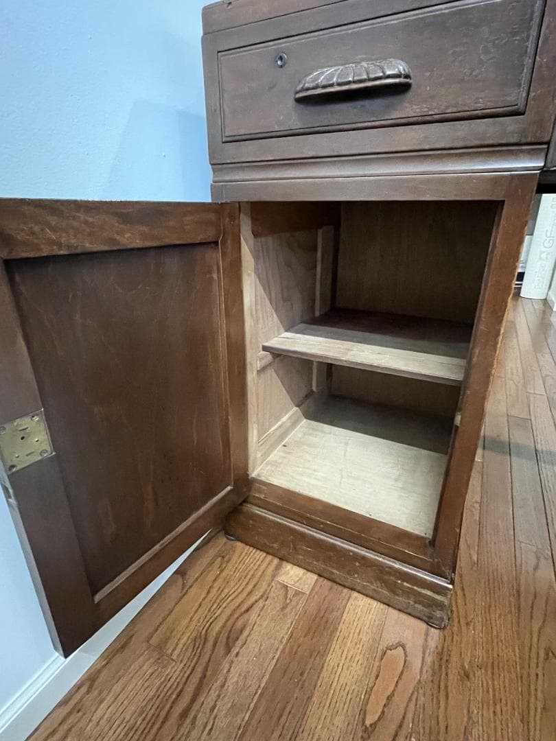 骨董店で購入した【両袖デスク】ヴィンテージ　（引取り＝値引きアリ）