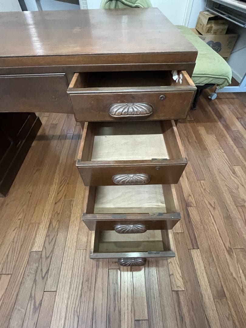 骨董店で購入した【両袖デスク】ヴィンテージ　（引取り＝値引きアリ）