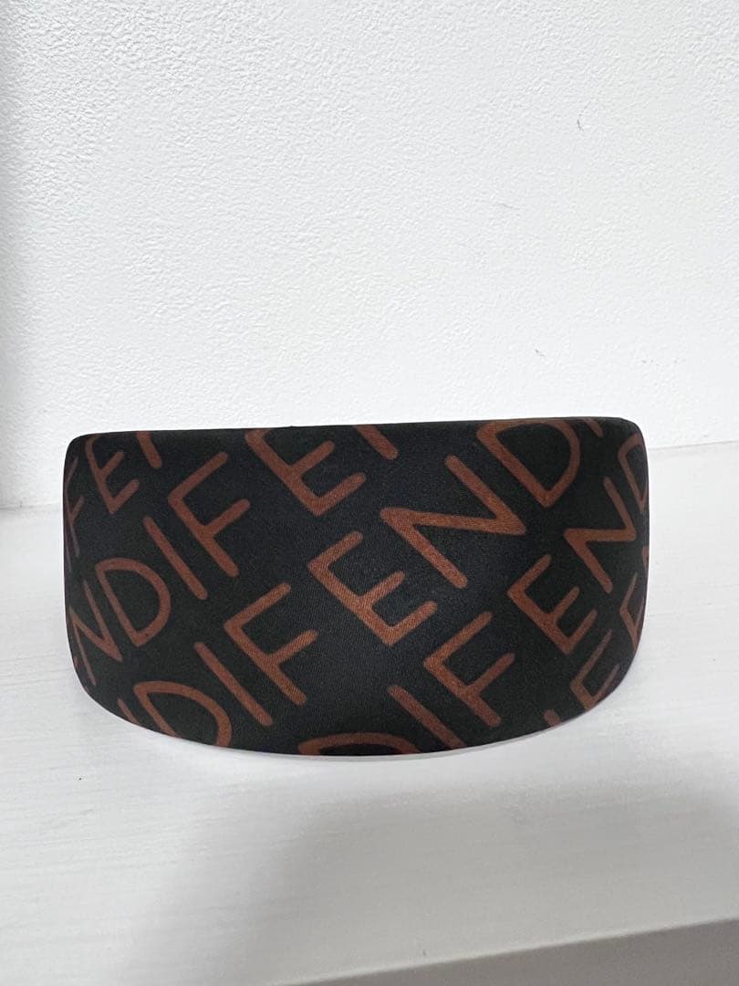 【FENDI】カチューシャ