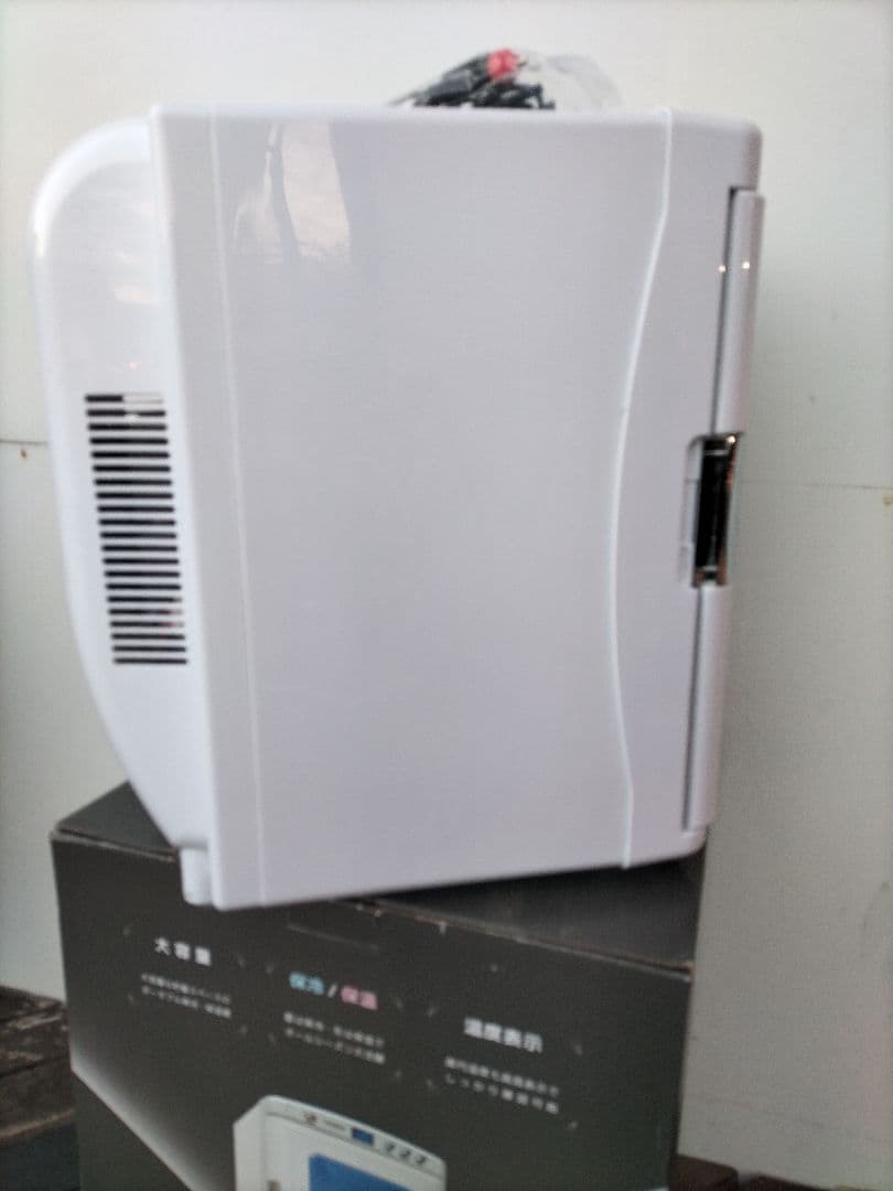 VERSOS 冷温庫 25L ペルチャ方式 VS-470