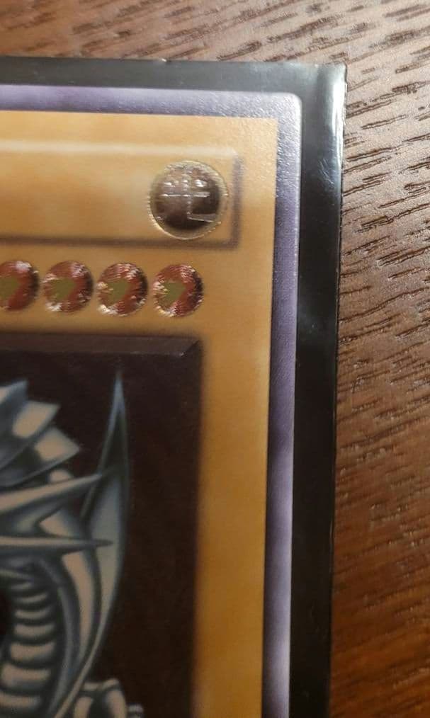 遊戯王 未使用 完美品 青眼の白龍レリーフ おまけ付き