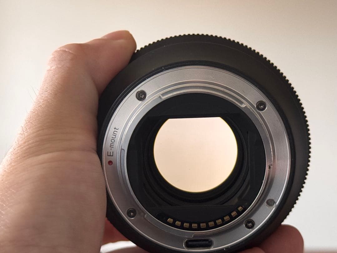 SIRUI 85mm F1.4 aurora SONY用