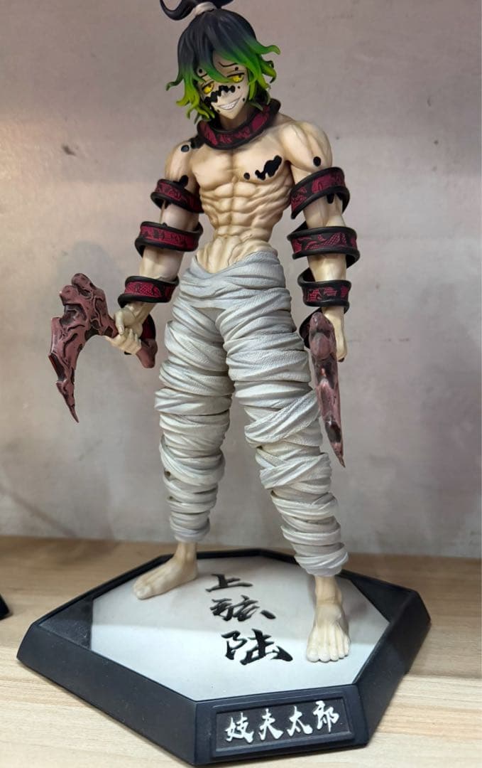 鬼滅の刃 妓夫太郎 ガレージキットフィギュア gyutaro