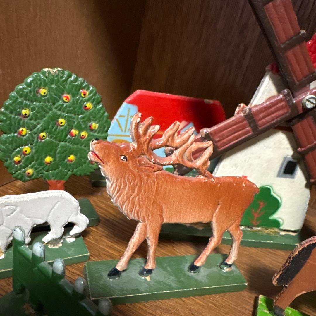 ドイツ　木製　プレート　ヴィンテージ 動物セット