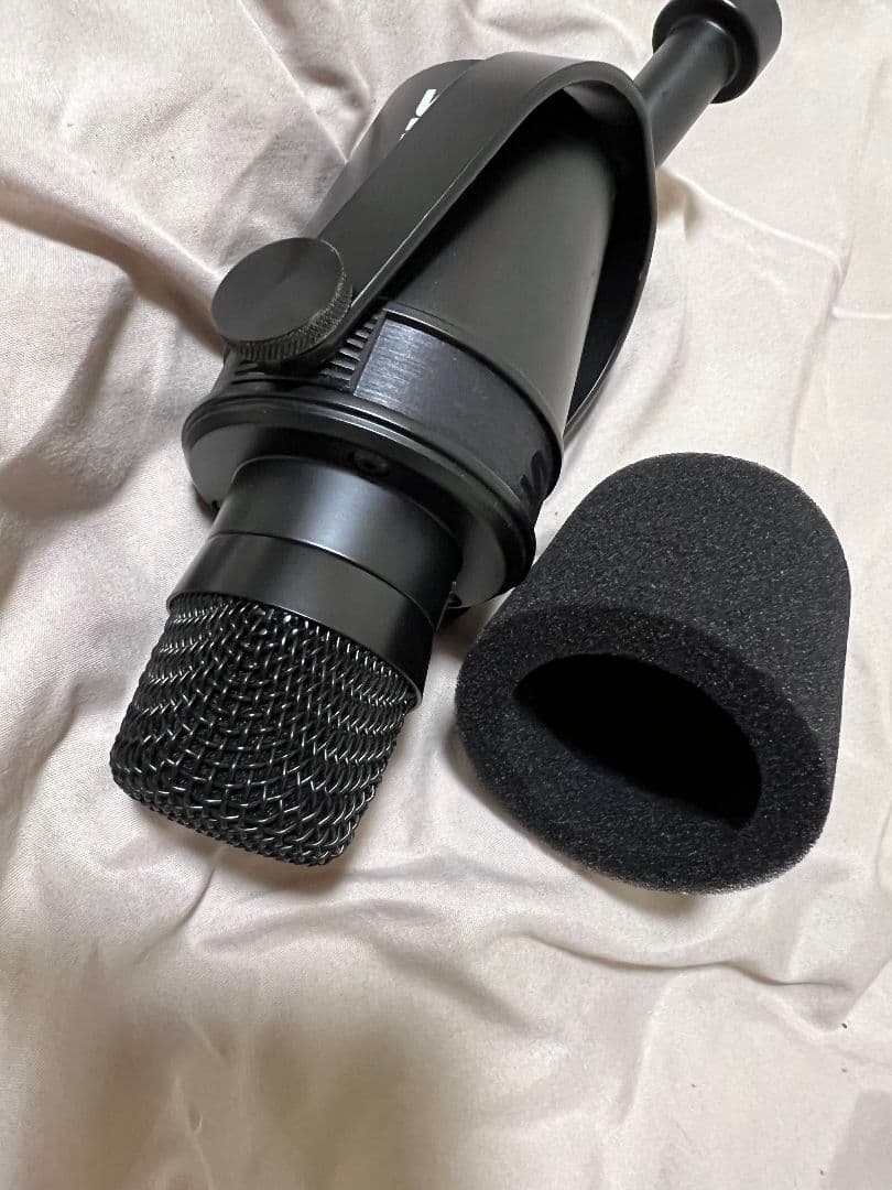 SHURE シュア MV7X ポッドキャストマイクロホン（MV7X-J）