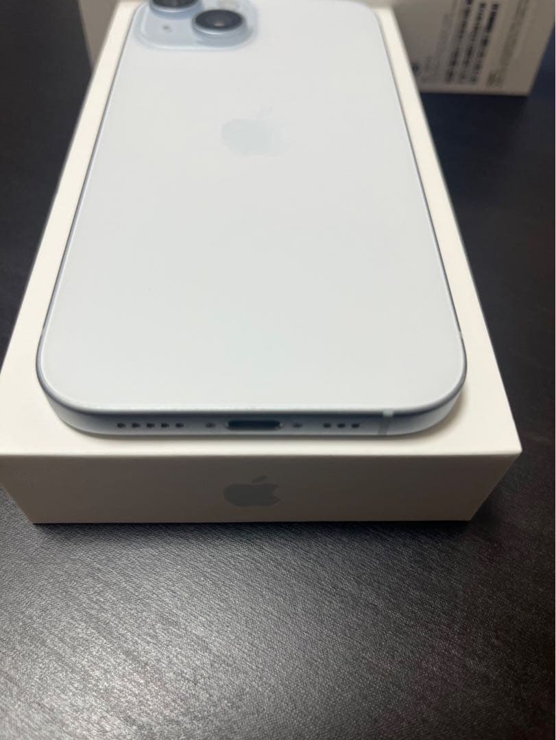 Apple iPhone 15 ブルー箱付き