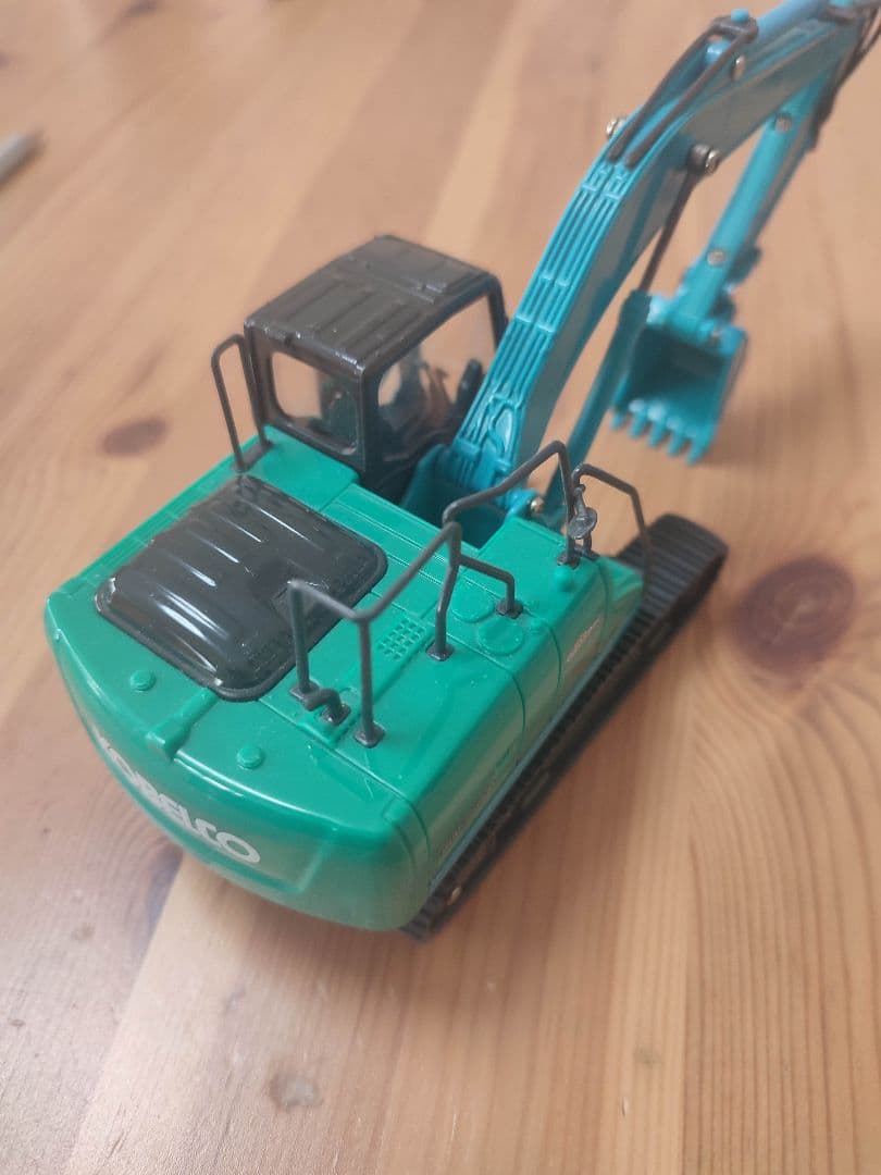 KOBELCO sk200 1/43スケール
