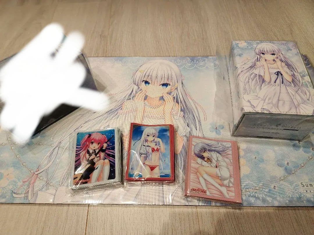 keyブロッコリーくじ　鳴潮しろは　デッキケース　プレイマット　スリーブセット