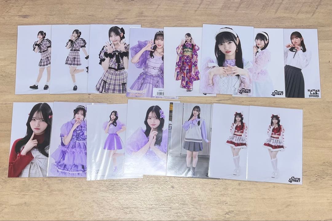 真鍋凪咲推しグッズ　チェキ アクスタ　ポスター　タオル 集合アクスタ