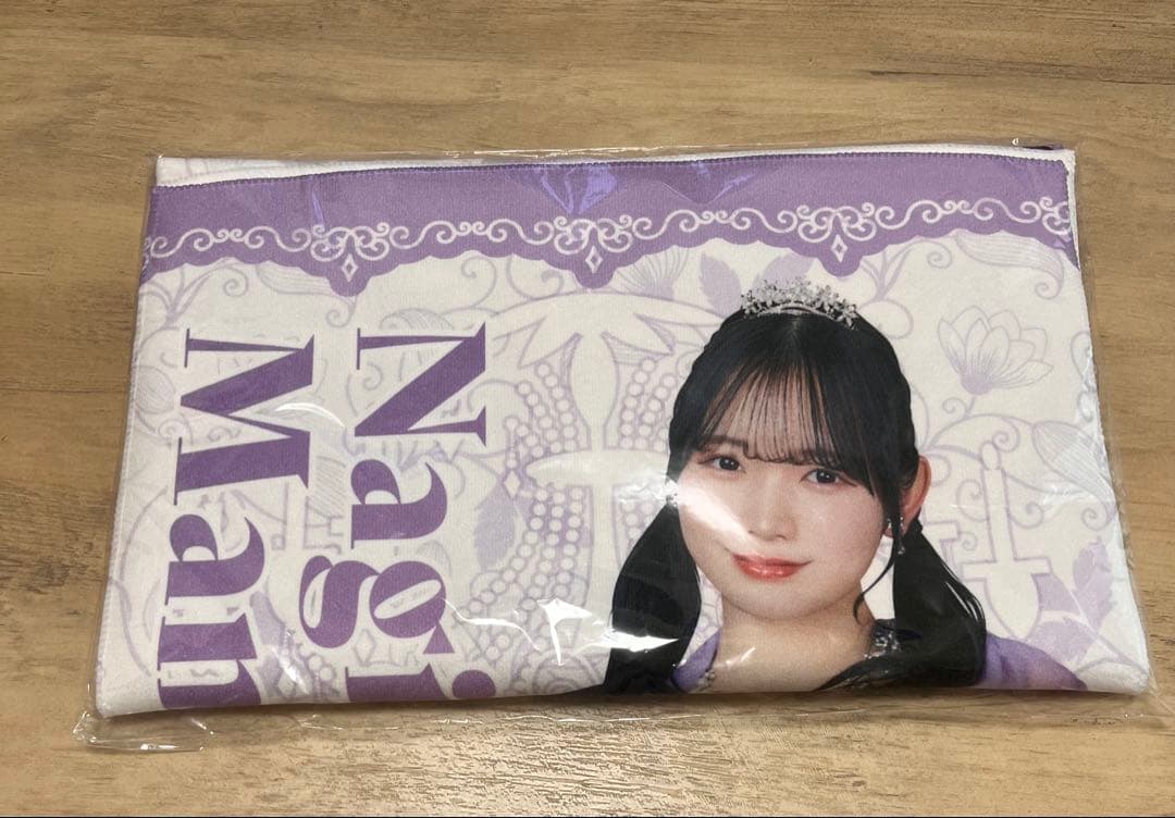 真鍋凪咲推しグッズ　チェキ アクスタ　ポスター　タオル 集合アクスタ