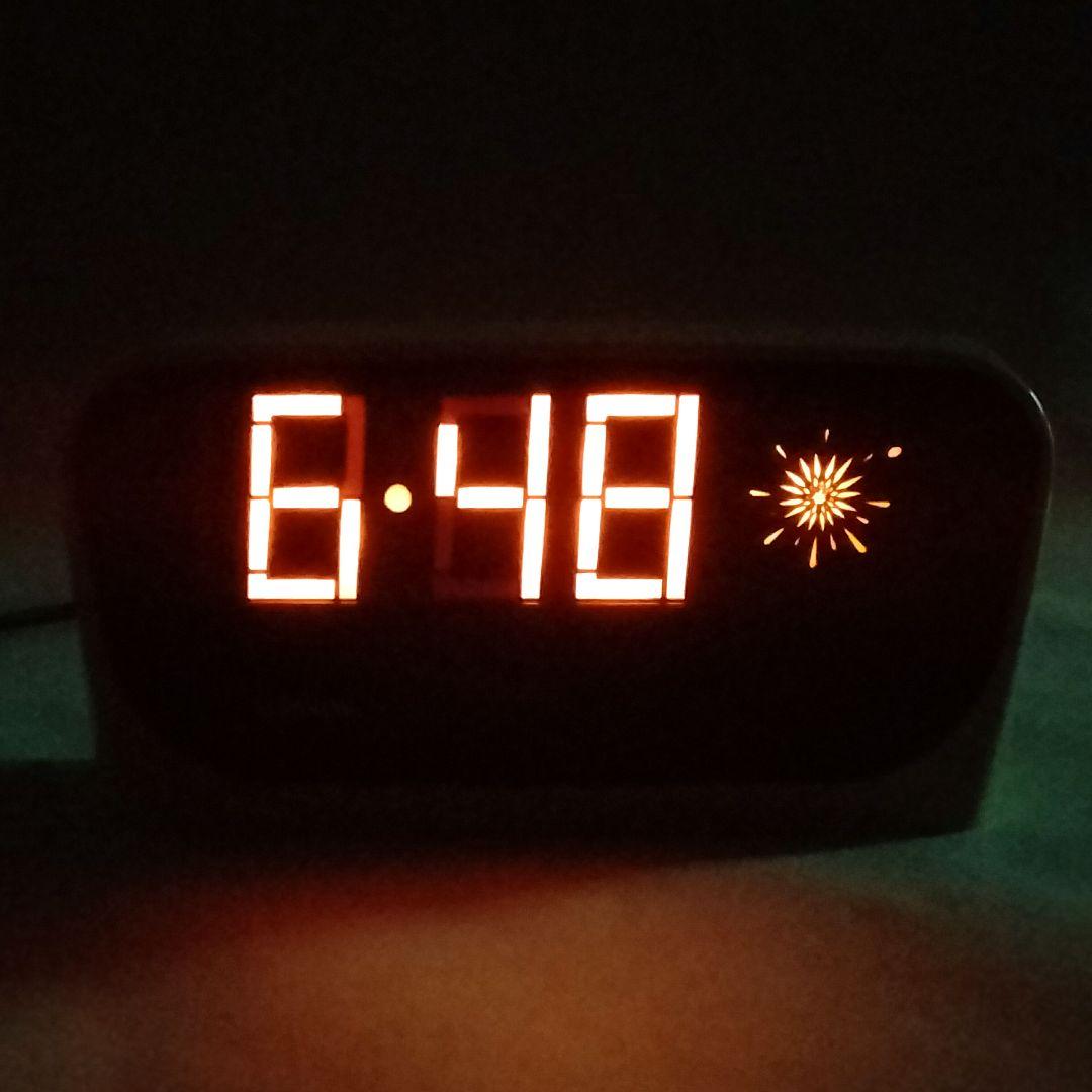 c*e様 【新品】ルミタイム LUMITIME 光デジタル時計 ホワイト スペー