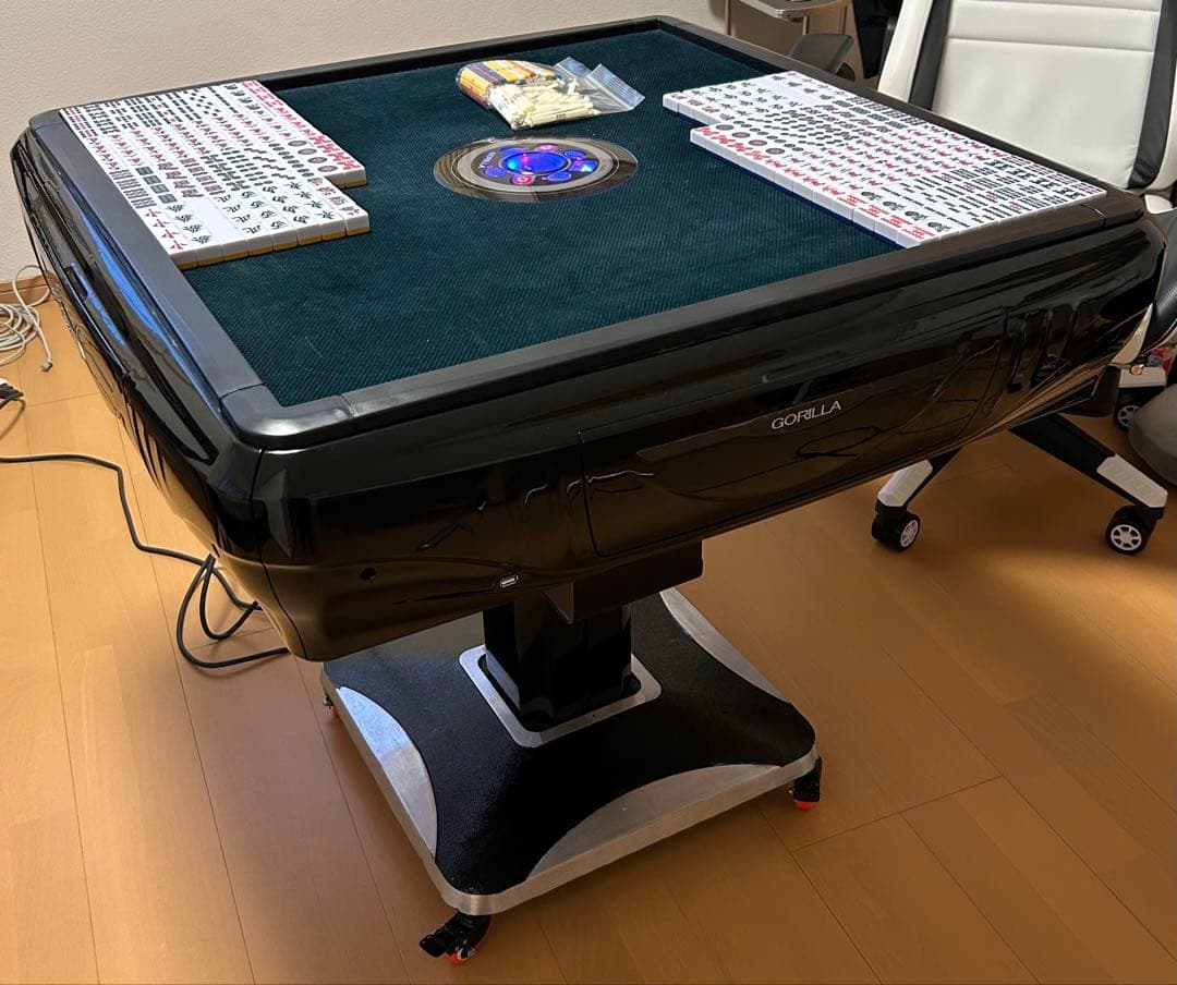 【値下げ中】自動麻雀卓　フルセット