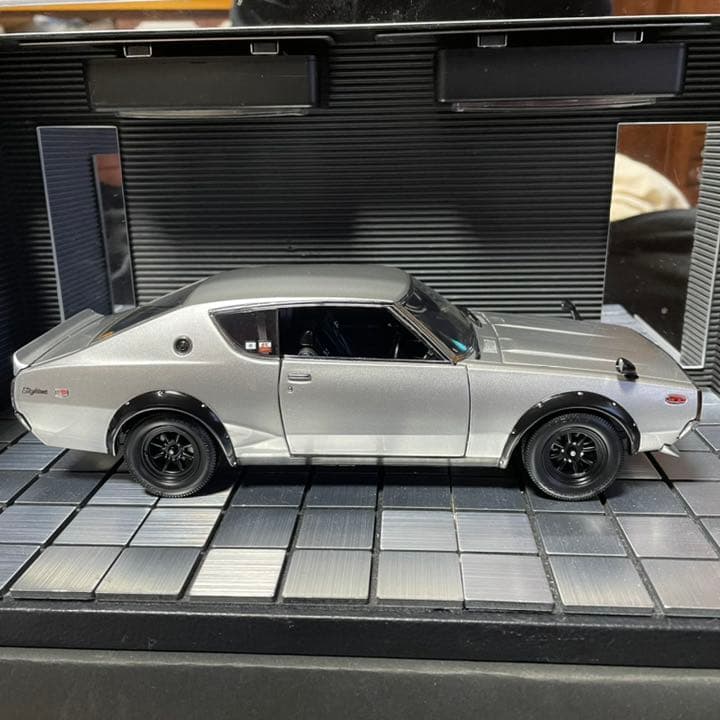 新品　 京商 1/18 日産 スカイライン 2000GT-R(KPGC110)