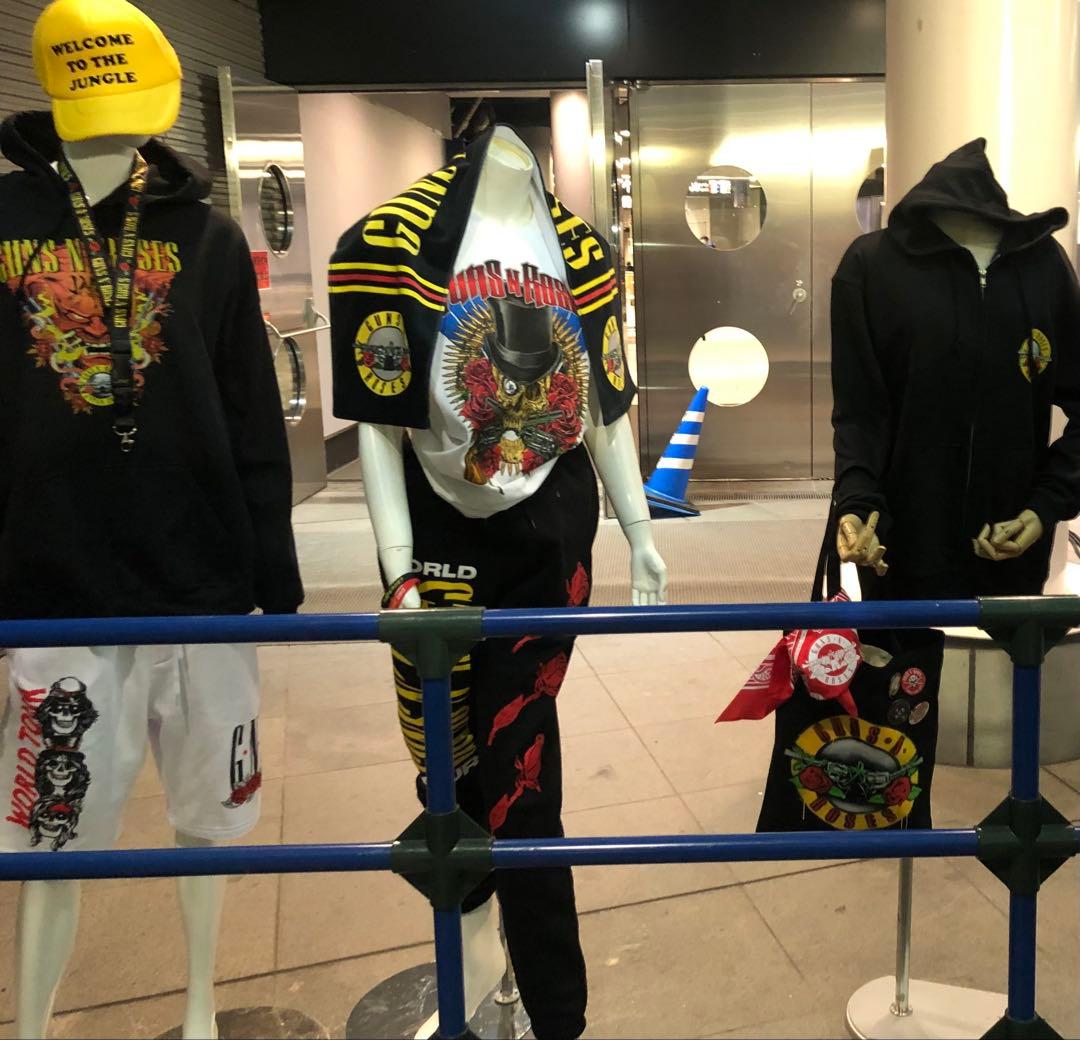 GUNS N' ROSES ガンズアンドローゼズ 2022ジャパンツアースエット