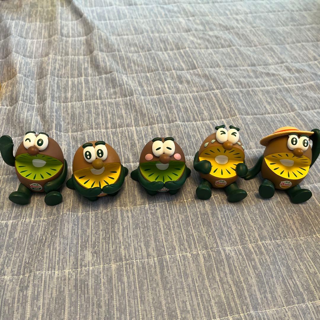 キウイブラザーズフィギュア