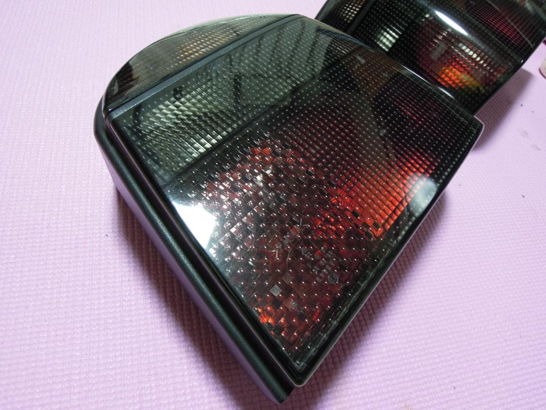 VW フォルクスワーゲンゴルフ3 HELLAブラックテールランプ 左右セット