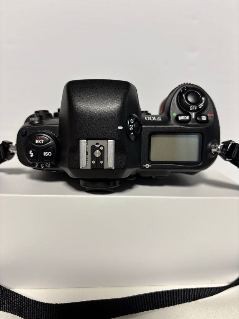 【piyo9298✨】Nikon F100 フィルム一眼レフカメラ　難あり
