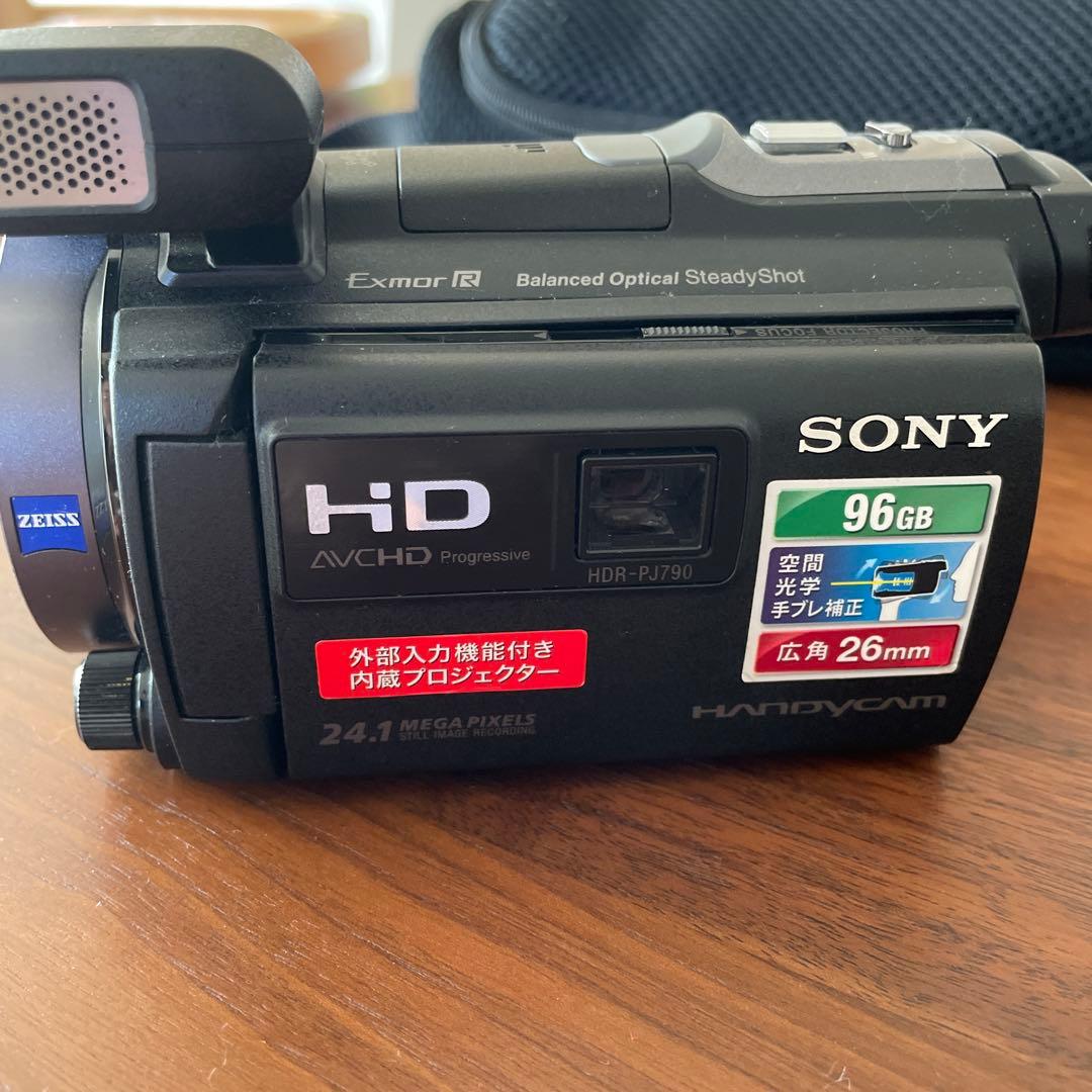 ソニー　SONY HDR-PJ790V