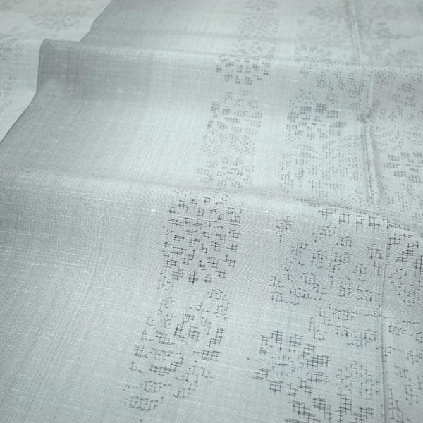 結城紬 着物 袷 80亀甲 菊 花 縦ぼかし 裄64.5 Ｍ 中古 sn1867