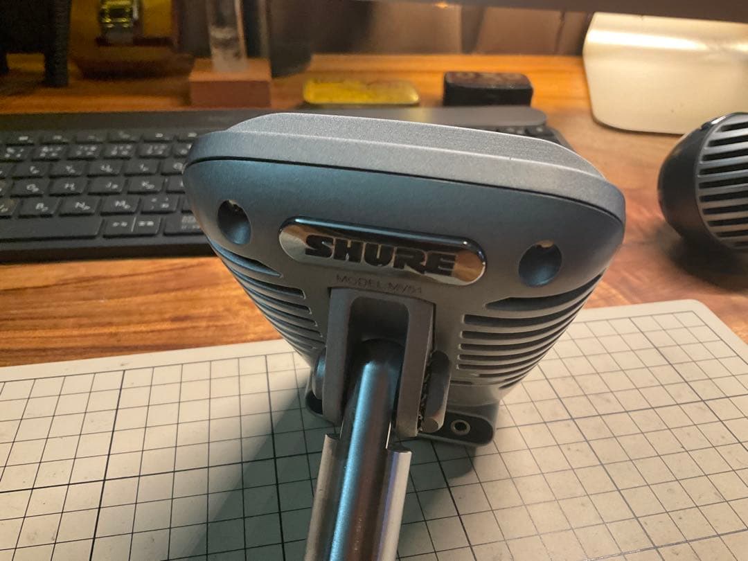 SHURE コンデンサーマイク シルバー　MV51