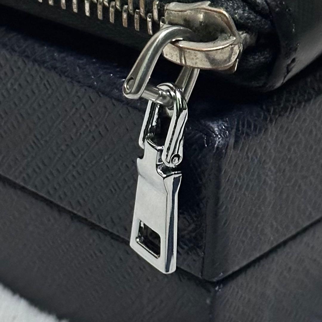 PRADA プラダ　ケース　三角ロゴ　ブラック　サフィアーノレザー