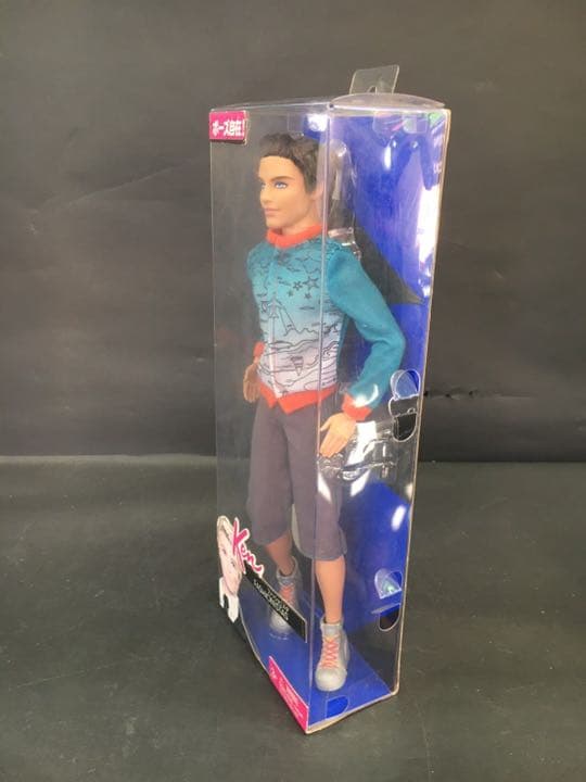 ファッショニスタ　ケン　バービー人形